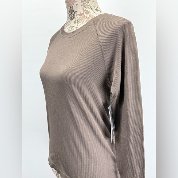 ATHLETA Taupe shimmer MOMENTUM seamless Long Sleeve Top size M - Picture 7 of 16